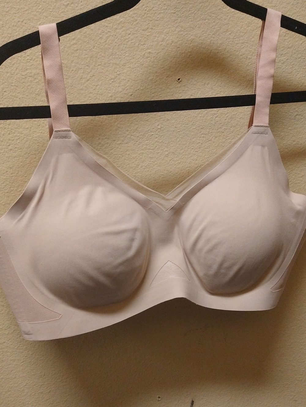 Honeylove Crossover Wireless Bra in Sand